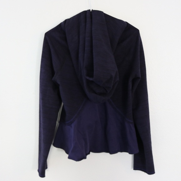 Lululemon Pull Me Over Purple Hoodie - Picture 4 of 8